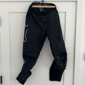 Fox Racing Legion Pants, Size 32, Black - Well-Used Yet Great Condition